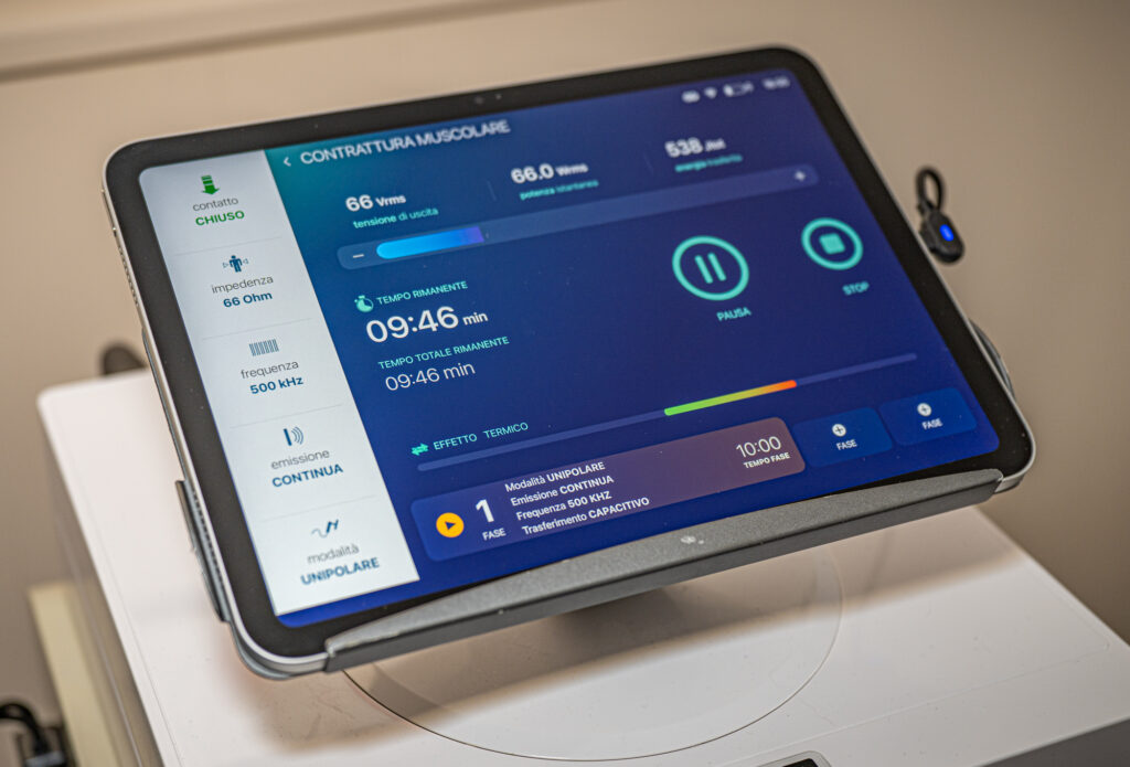 Sistema digitale Fisiowarm 7.0 per Tecarterapia avanzata e trattamenti fisioterapici personalizzati ad Avezzano.